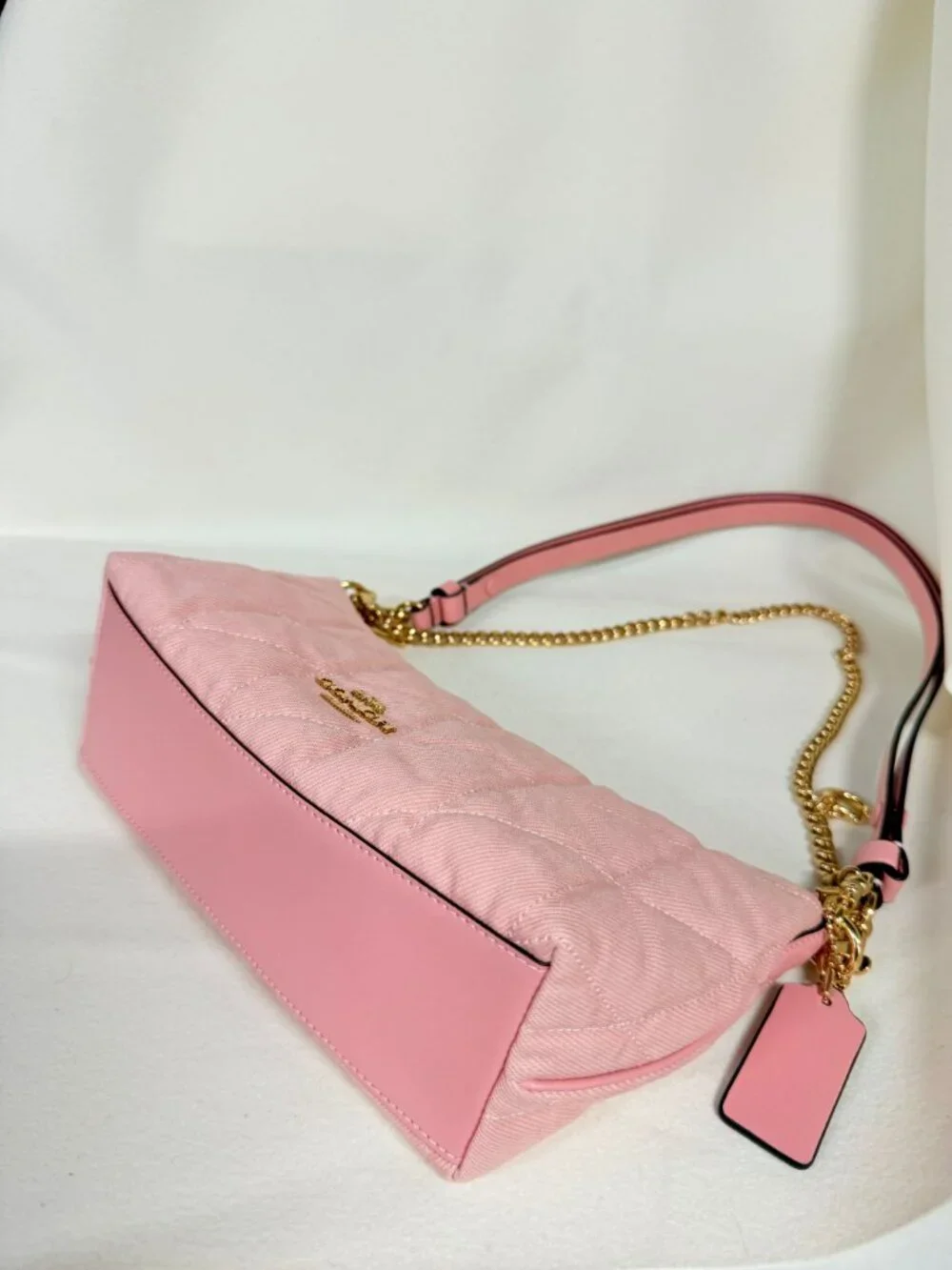 coach Caitlin Shoulder Bag In Regenerative Cotton With Quilting And Charm ceq62
